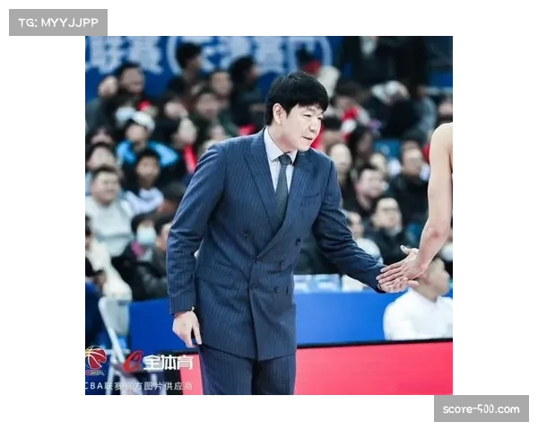 邱彪优化外援角色:减少珀塞尔持球压力增加无球空切 邱彪优化外援角色:减少珀塞尔持球压力增加无球空切